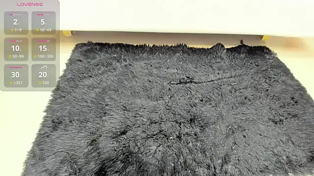 FOXYRIVER  online show from 04-23-26, 12:15