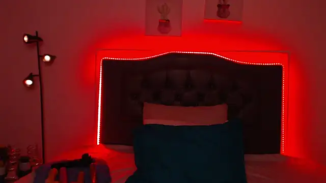 candy lux  online show from 03-03-26, 07:42