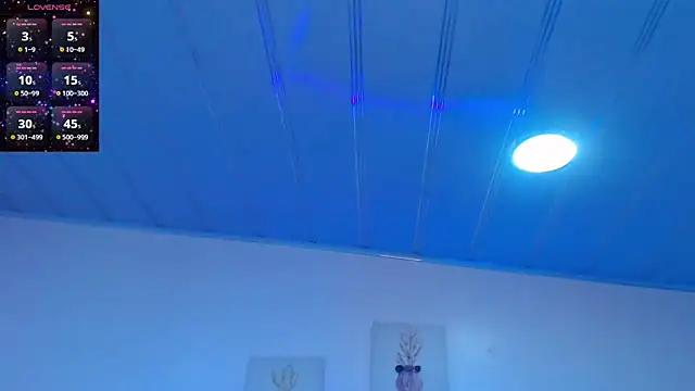 candy lux  online show from 03-07-26, 04:48