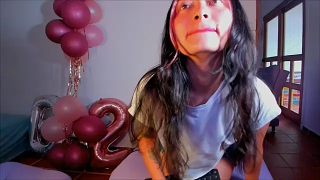 Lauren A online show from 01-07-25, 10:08