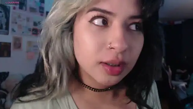 mollyshake1 online show from 09-20-25, 04:46