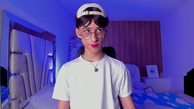 JasperCooper  online show from 10-20-25, 01:33