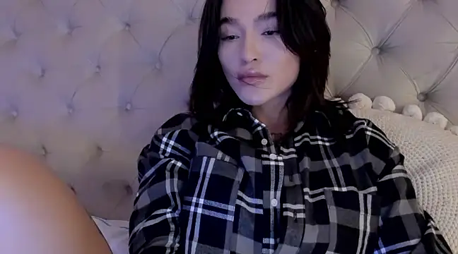 vangie  online show from 01-26-25, 02:24