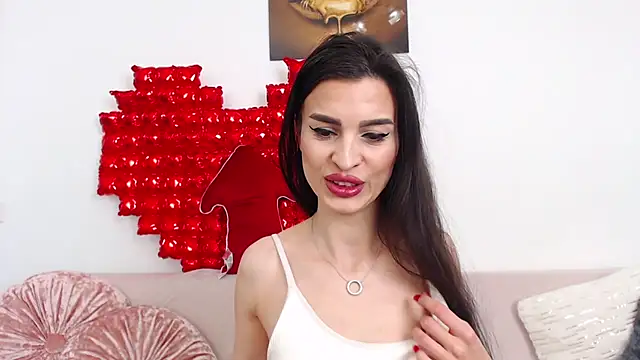 RebecaMur online show from 02-11-26, 06:13