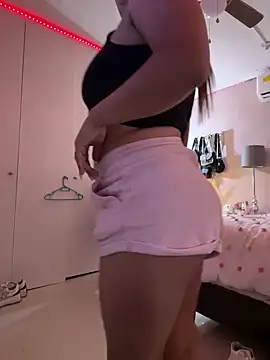 DarianaGuzz online show from 02-28-25, 03:59