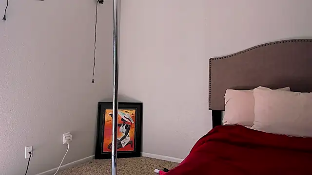 yiauana online show from 10-15-25, 07:14