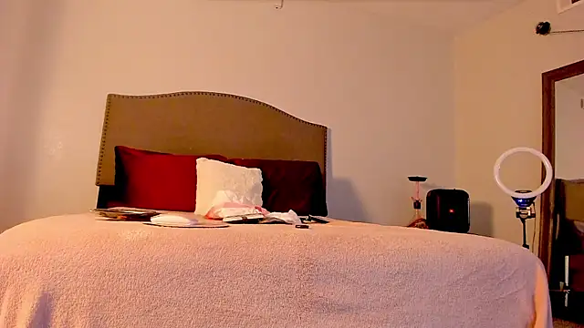 yiauana online show from 11-03-25, 04:03