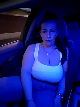 AvaLloyd online show from 02-15-25, 04:01