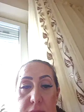 AvaLloyd online show from 02-26-25, 12:47