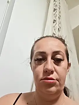 AvaLloyd online show from 10-08-25, 02:09