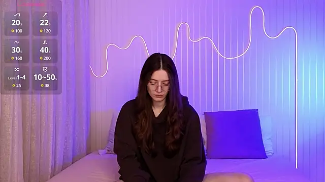 Snapshot of Ester_Hill chatting on 12-12-24, 10:42 Ester Hill online show from 12-12-24, 10:42