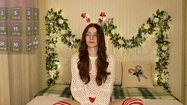 Snapshot of Ester_Hill chatting on 12-19-24, 07:07 Ester Hill online show from 12-19-24, 07:07