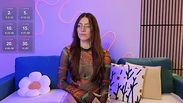 Snapshot of Ester_Hill chatting on 03-08-25, 12:44 Ester Hill online show from 03-08-25, 12:44