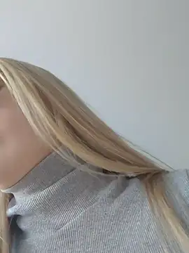 Snapshot of Little_Forest_ELF chatting on 02-27-25, 06:07 Little Forest ELF online show from 02-27-25, 06:07