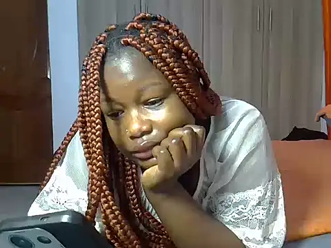 Snapshot of freaky_juicy chatting on 10-24-25, 05:04 freaky juicy online show from 10-24-25, 05:04