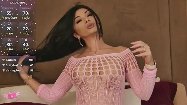 Snapshot of EmilyColle_ chatting on 01-12-25, 07:43 EmilyColle online show from 01-12-25, 07:43