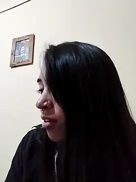 Annitavick1 online show from 10-28-25, 05:44