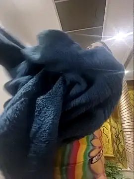 Snapshot of elibaker_ chatting on 02-05-25, 07:18 elibaker  online show from 02-05-25, 07:18