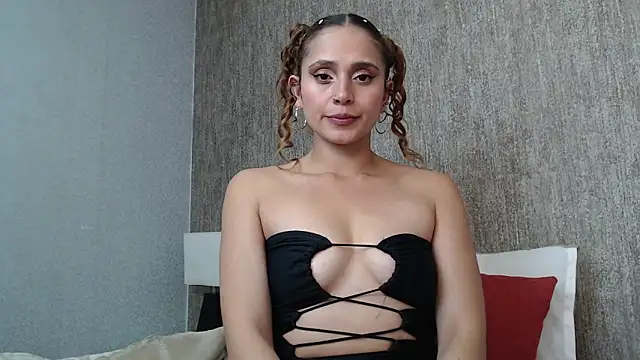 Snapshot of elibaker_ chatting on 02-08-25, 08:09 elibaker  online show from 02-08-25, 08:09