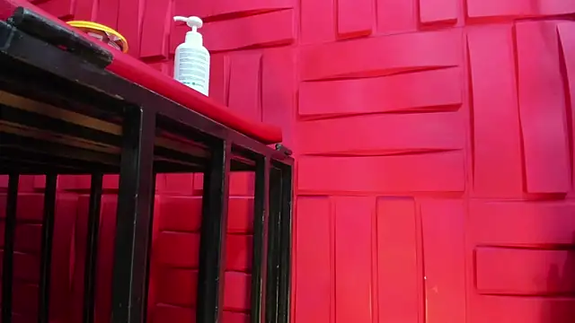 Santa Cooper  online show from 01-11-25, 06:14