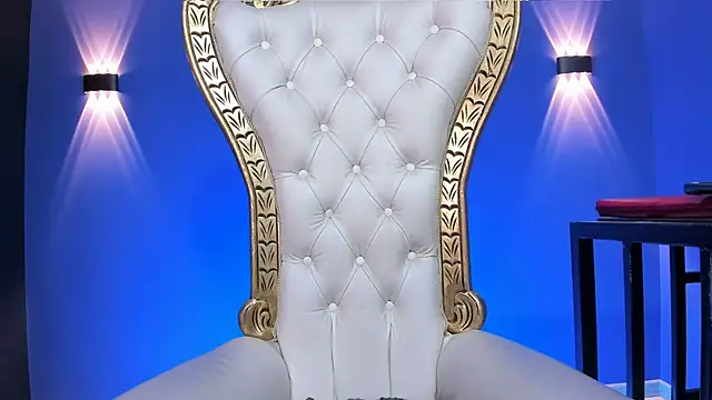 Santa Cooper  online show from 10-17-25, 03:10