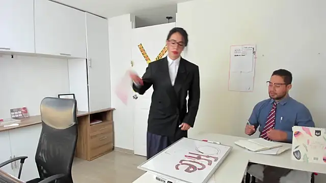 susana monroy online show from 11-23-25, 06:52