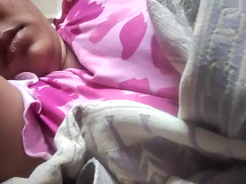 Snapshot of Krishporn chatting on 11-07-25, 04:07 Krishporn online show from 11-07-25, 04:07