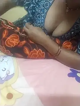 Snapshot of Krishporn chatting on 04-06-26, 04:21 Krishporn online show from 04-06-26, 04:21