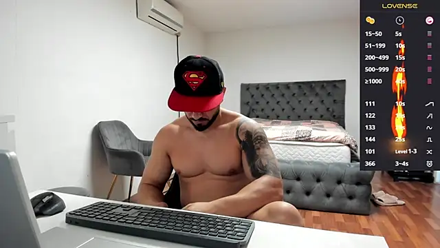 supermanboy94 online show from 10-22-25, 05:52