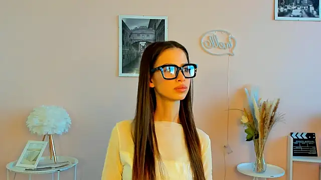 Snapshot of AnabelHun chatting on 05-23-26, 05:45 AnabelHun online show from 05-23-26, 05:45