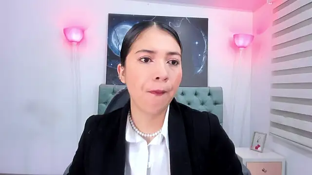 Snapshot of lina_bedoya_ chatting on 03-19-25, 11:39 lina bedoya  online show from 03-19-25, 11:39