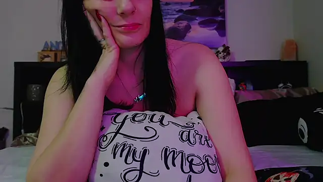 CrystalLakeXO online show from 11-12-25, 07:09