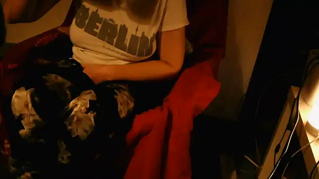 Everydayonli online show from 10-26-25, 06:47