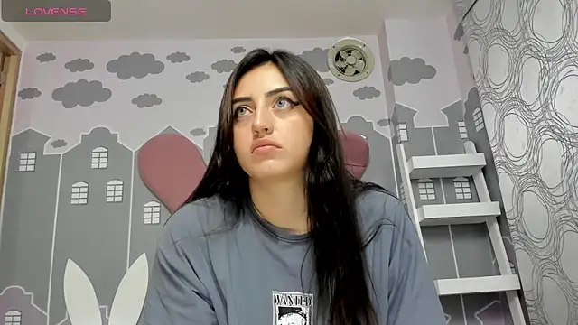 Lesly sexy4u online show from 01-25-25, 01:43