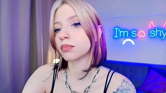 arielabradberry online show from 11-25-25, 01:55