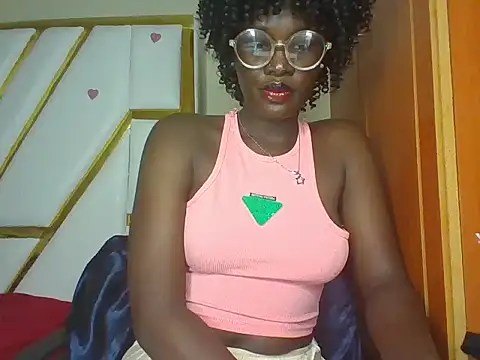 Snapshot of cutesmiling chatting on 03-10-25, 05:11 cutesmiling online show from 03-10-25, 05:11