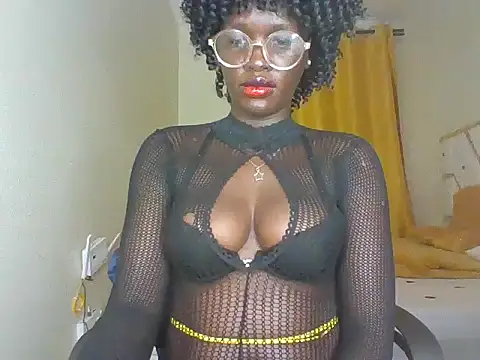 Snapshot of cutesmiling chatting on 03-18-25, 05:31 cutesmiling online show from 03-18-25, 05:31