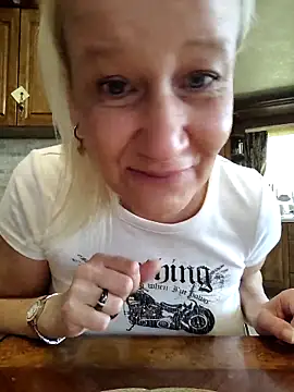 Lotus-blume1 online show from 10-07-25, 08:33