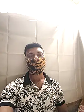 model yesx online show from 02-15-26, 03:09