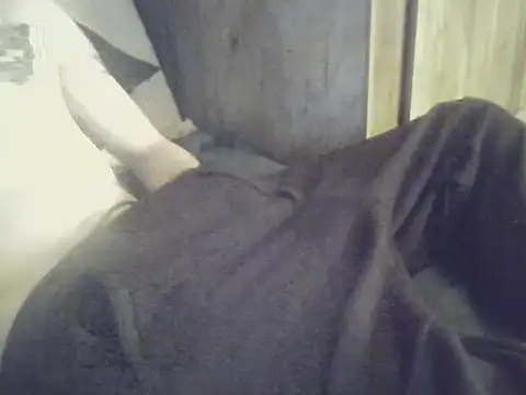 Snapshot of Irishman9077 chatting on 10-04-25, 12:03 Irishman9077 online show from 10-04-25, 12:03