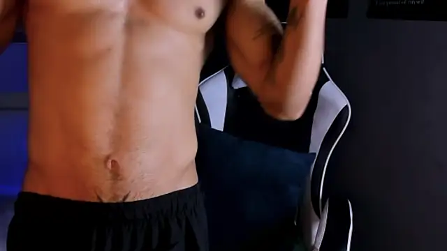 Thomas Fit1 online show from 04-21-26, 04:52