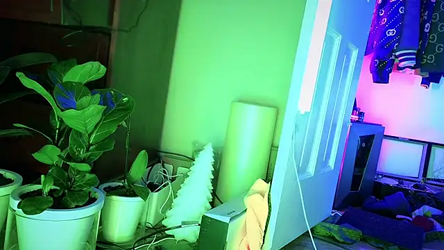 Snapshot of YouLikeBigDick9 chatting on 12-12-24, 07:19 YouLikeBigDick9 online show from 12-12-24, 07:19