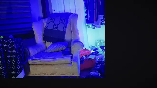 Snapshot of YouLikeBigDick9 chatting on 03-15-25, 06:36 YouLikeBigDick9 online show from 03-15-25, 06:36