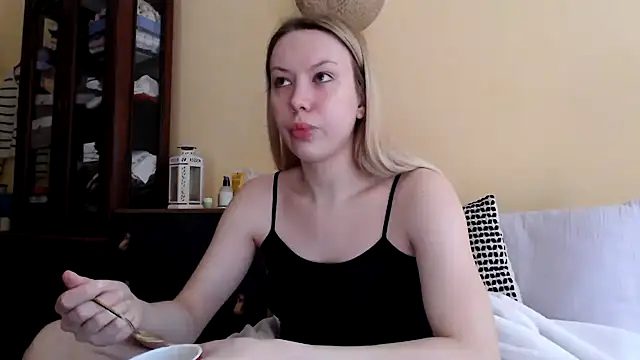 Scarlettford online show from 12-03-24, 08:49