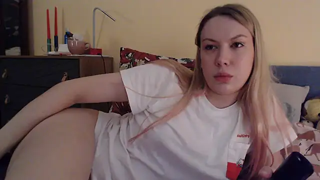 Scarlettford online show from 12-19-24, 01:40