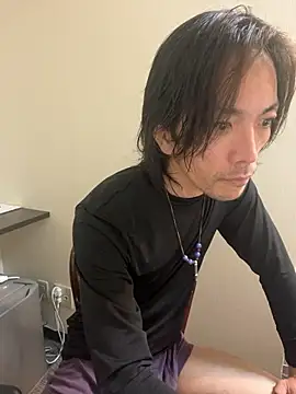 Katakuriko-Denpun online show from 11-18-25, 10:31