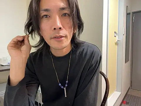 Katakuriko-Denpun online show from 11-24-25, 12:05