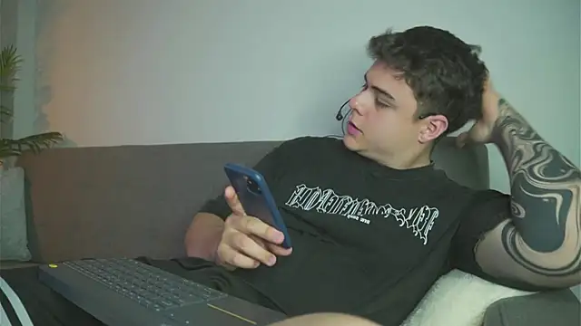 odin blake online show from 12-29-24, 01:56