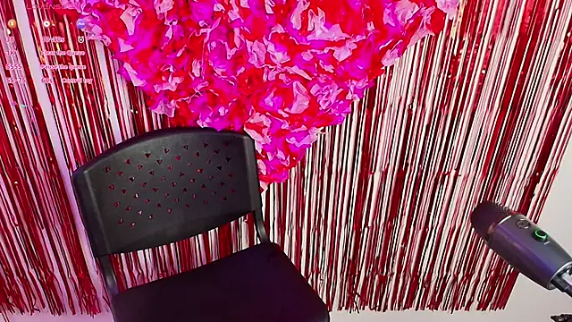 Snapshot of anahi_maite chatting on 02-14-25, 08:05 anahi maite online show from 02-14-25, 08:05