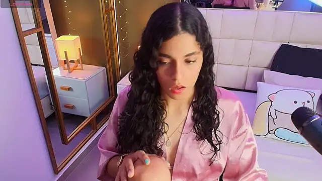 Snapshot of anahi_maite chatting on 03-21-25, 07:57 anahi maite online show from 03-21-25, 07:57